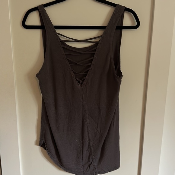 Tank Top Strap Back - Picture 2 of 3